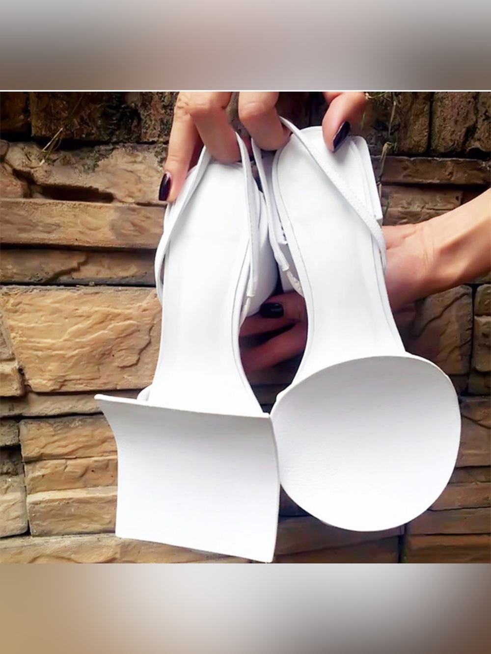 White Women's Minimalist Block Heel Sandals